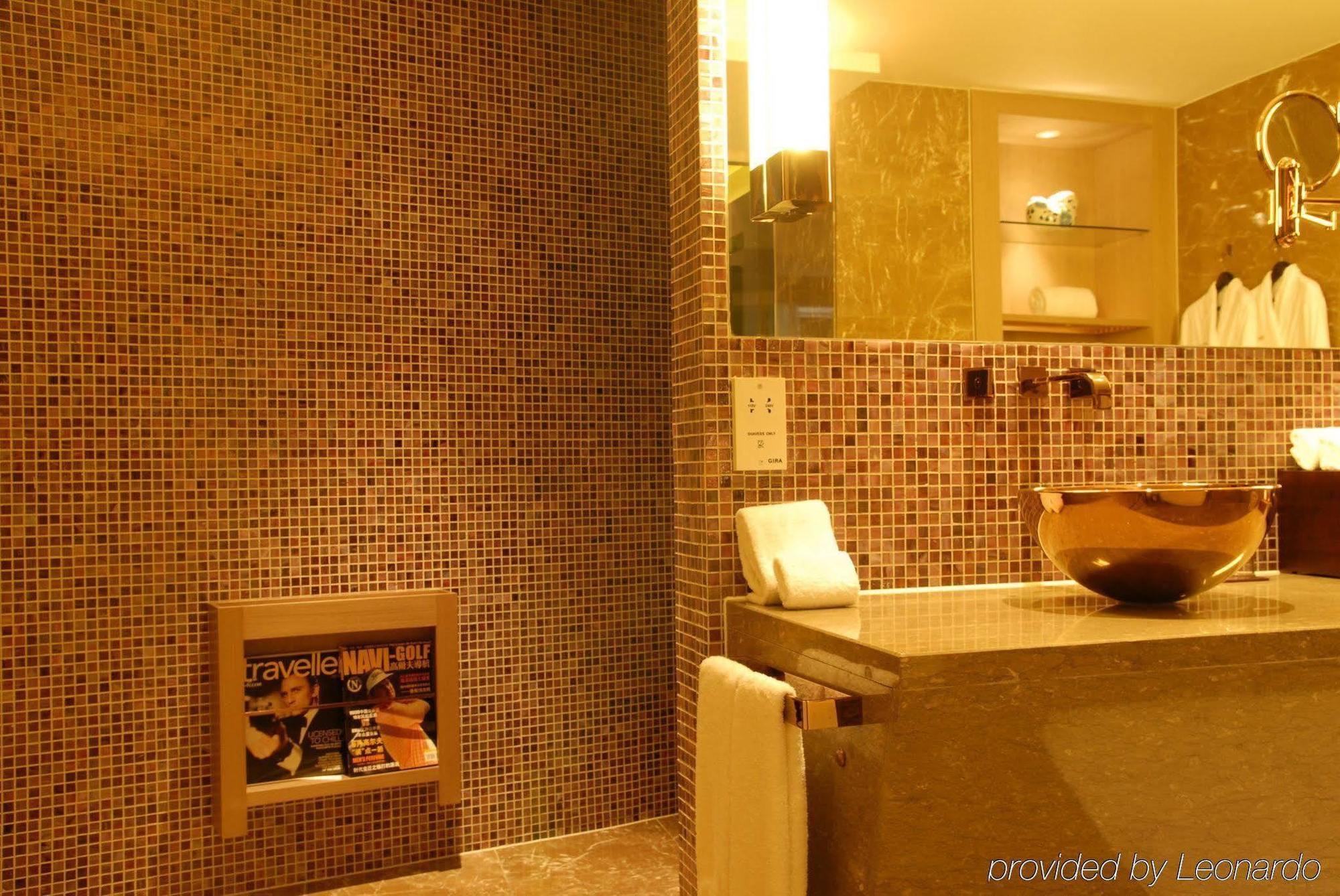 Pudi Boutique Hotel Fuxing Park Sanghaj Szoba fotó